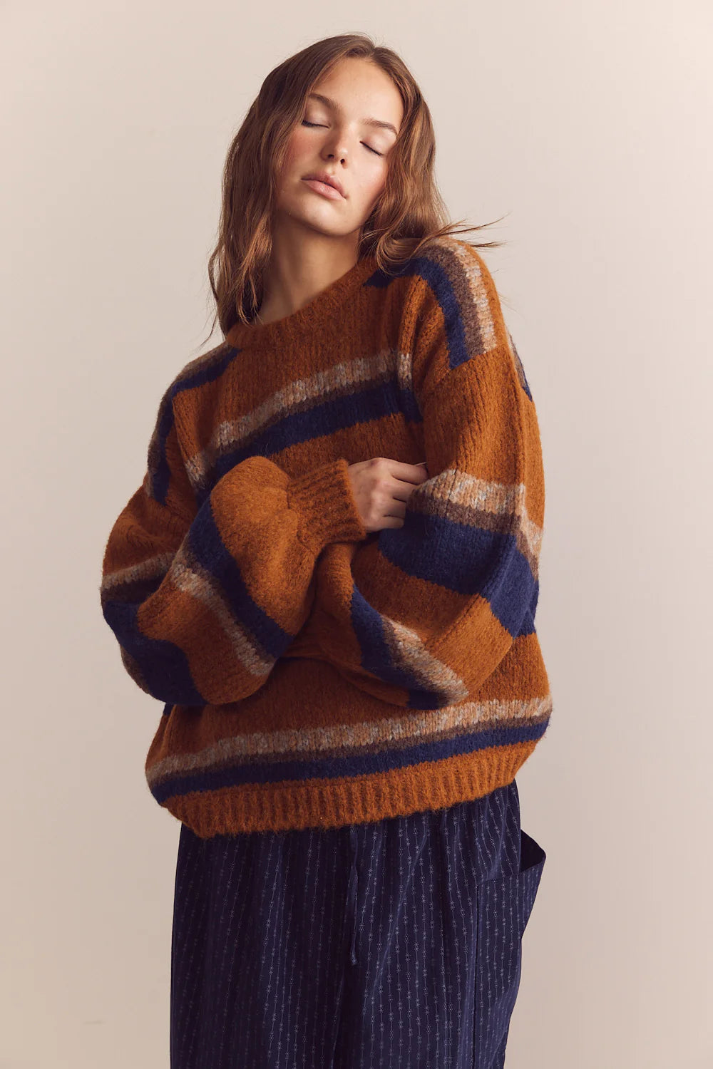 Baby Alpaca Crew Neck Sweater Amber / Blue