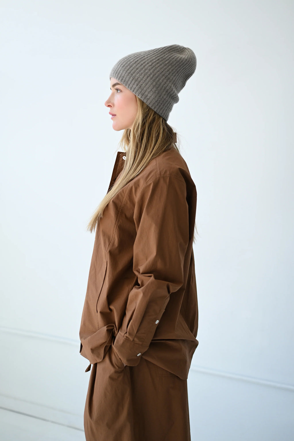 Beanie Cashmere: Peppercorn