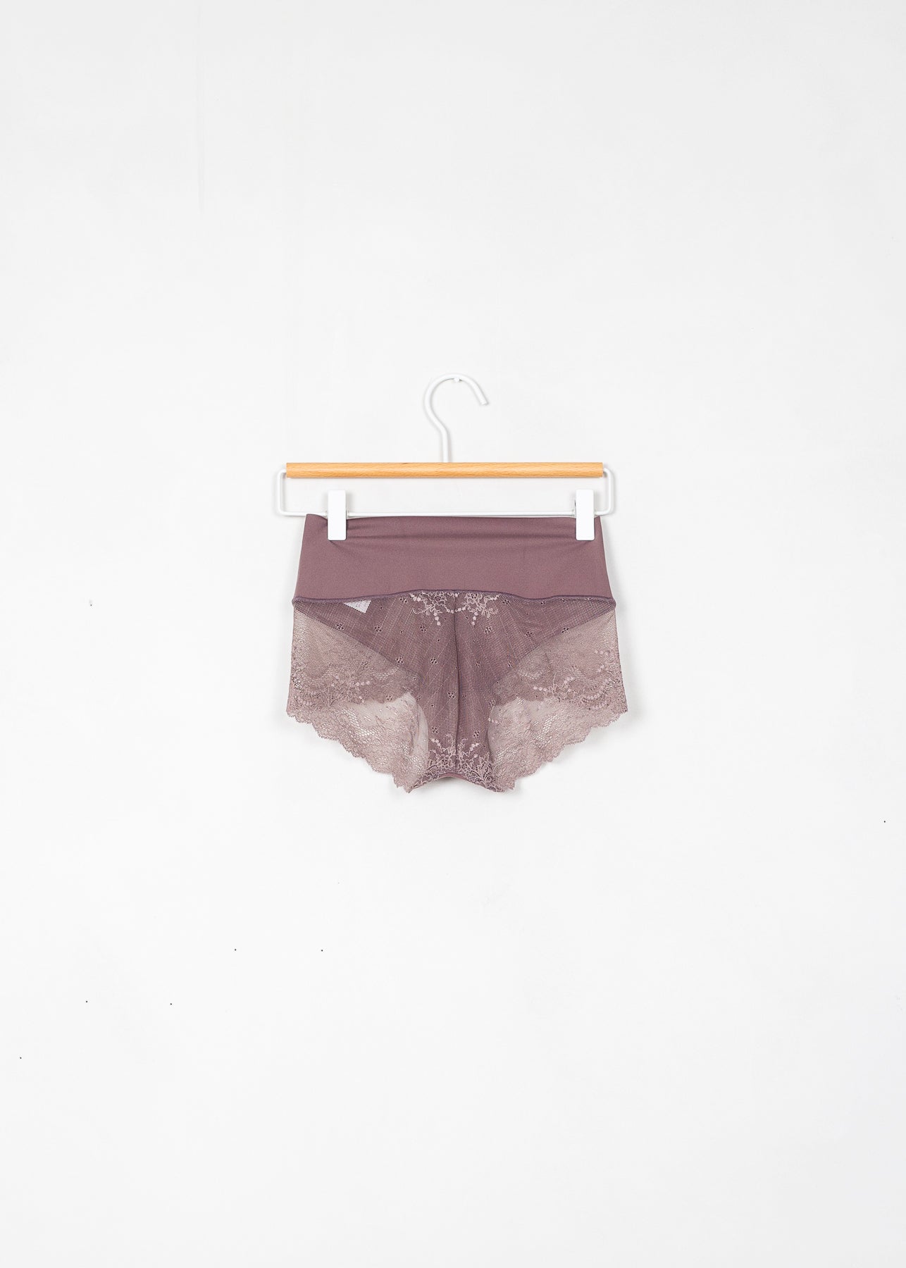 Undie-tectable® Smoothing Lace Hi-Hipster Panty - Umber Ash