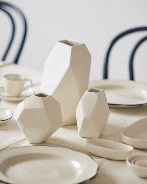 Medium Formation Vase - Wisteria