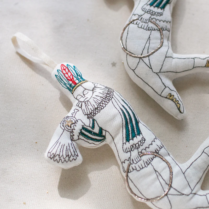 Feathered Hoop Man- Lavender Scented