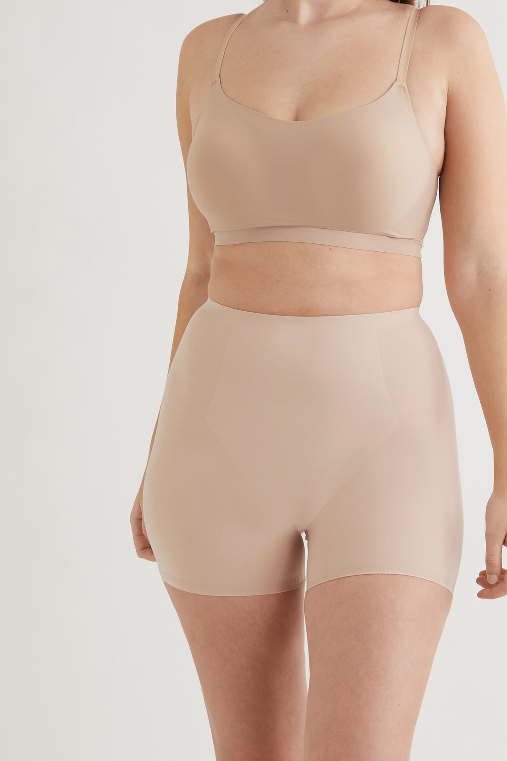 Thinstincts® Girl Short - Champagne